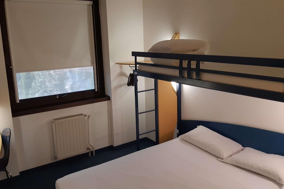 Kyriad Direct Montauban Centre 外观 照片