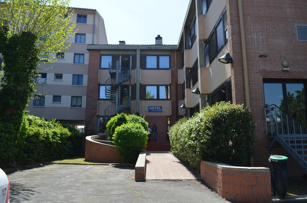 Kyriad Direct Montauban Centre 外观 照片