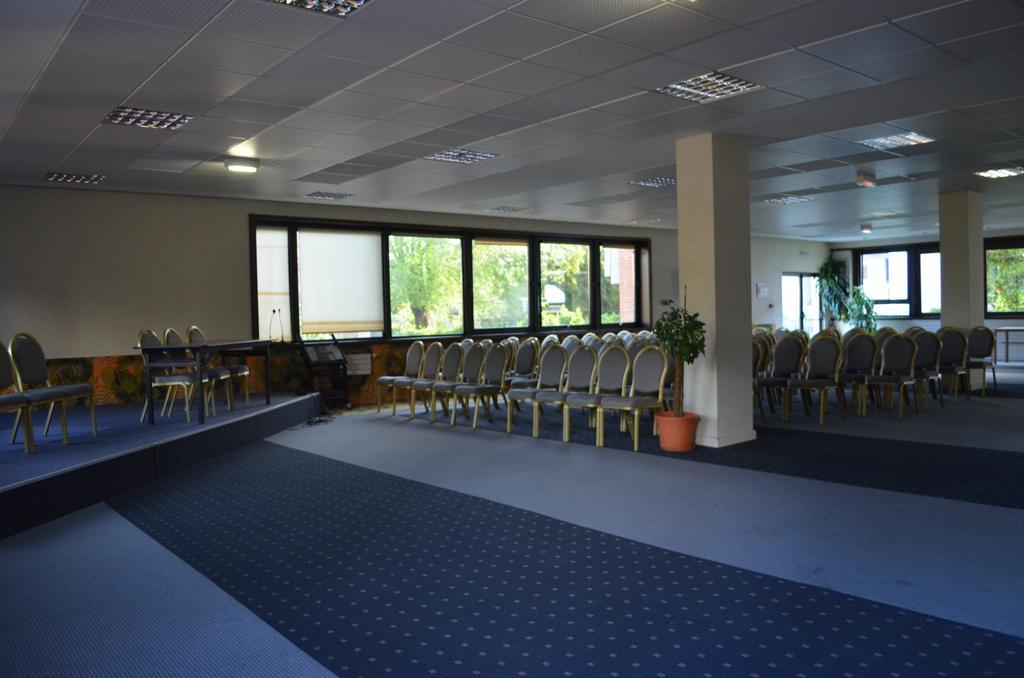 Kyriad Direct Montauban Centre 外观 照片