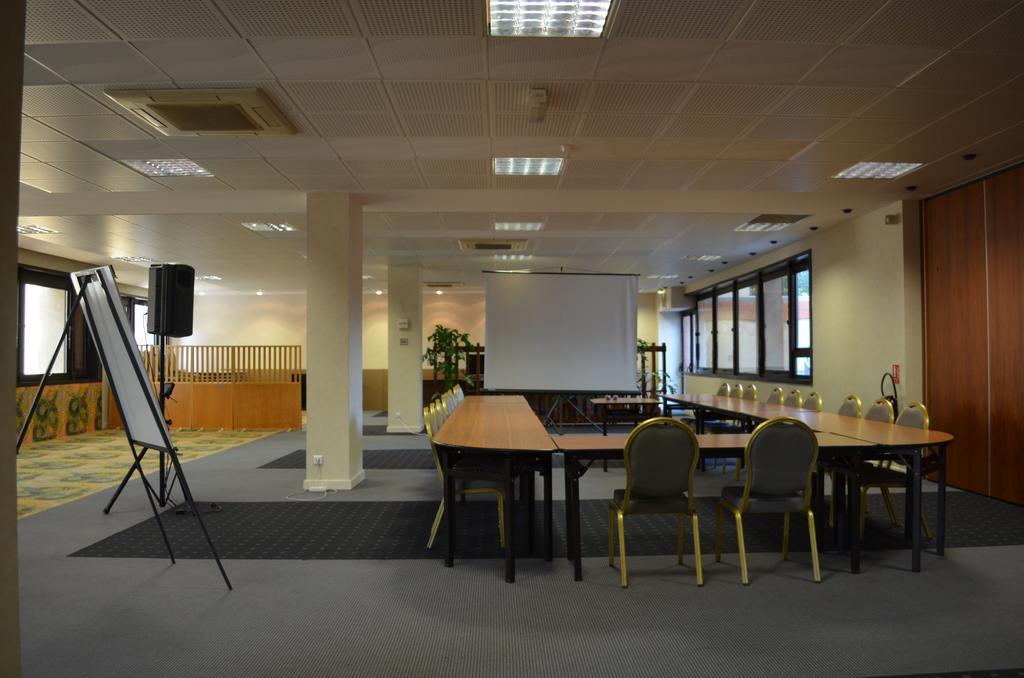Kyriad Direct Montauban Centre 外观 照片